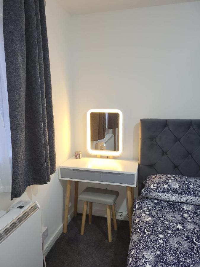 Delight Apartment, Close To Excel, London City Airport & O2! Exterior photo